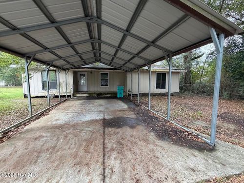 1602 Blue St, Opelousas, LA, 70570-7627 | Card Image