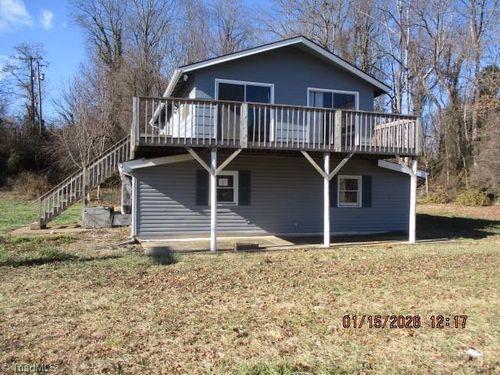 903 Us 21, State Road, NC, 28676-8710 | Card Image