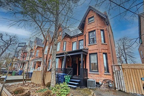 87 Oxford St, Toronto, ON, M5T1P2 | Card Image