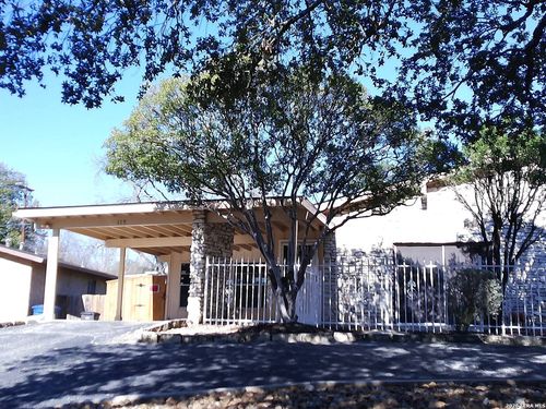 119 Sunnyland Dr, San Antonio, TX, 78228-2916 | Card Image
