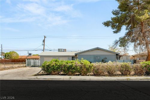 4364 Calimesa St, Las Vegas, NV, 89115-2302 | Card Image