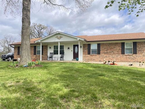 1118 Emerald Dr, Moscow Mills, MO, 63362-1905 | Card Image