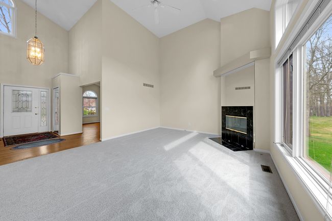 2679 Bay Vista Dr, House other with 3 bedrooms, 3 bathrooms and null parking in Highland MI | Image 6