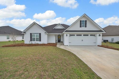 4017 Landings Cir, Hahira, GA, 31632-6301 | Card Image