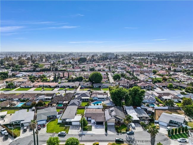 17919 Gard Ave, House other with 3 bedrooms, 2 bathrooms and 5 parking in Artesia CA | Image 30