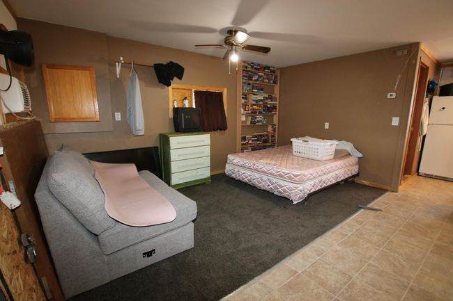BUNK HOUSE LIVING SPACE | Image 31