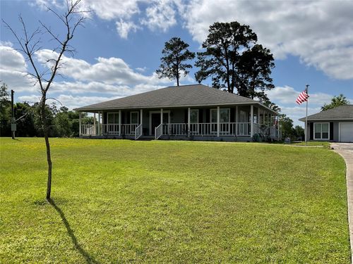 32 Palisade Cir, Huntsville, TX, 77320-0262 | Card Image