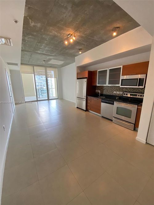 h2607-3470 E Coast Ave, Miami, FL, 33137-3997 | Card Image