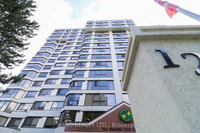 1201 - 1271 Walden Cir, Condo with 2 bedrooms, 2 bathrooms and 1 parking in Mississauga ON | Image 2