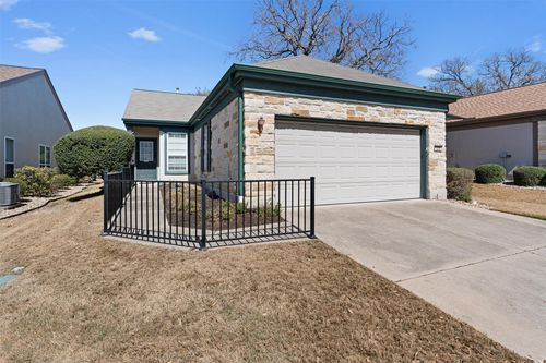225 Winter Dr, Georgetown, TX, 78633-5106 | Card Image