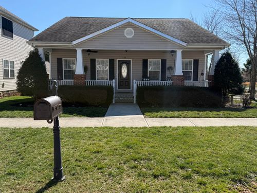 702 Stratford Ave, Sweetwater, TN, 37874-2348 | Card Image