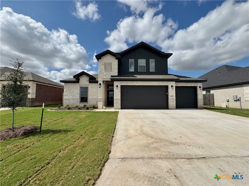 613 Golden Eagle Dr, Salado, TX, 76571-6679 | Card Image