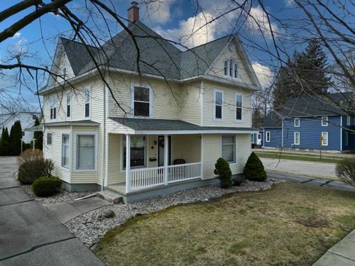 121 N Fancher Ave, Mt. Pleasant, MI, 48858-1615 | Card Image