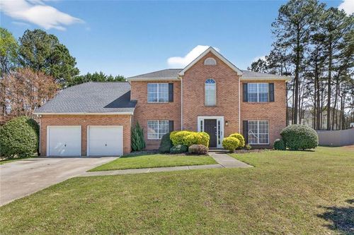 9746 Winding Way Ln, Jonesboro, GA, 30238-8718 | Card Image