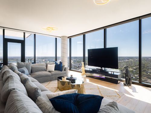 3707-44 East Ave, Austin, TX, 78701 | Card Image