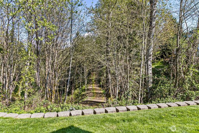 20409 197 Th Ave E, House other with 4 bedrooms, 3 bathrooms and 4 parking in Orting WA | Image 37