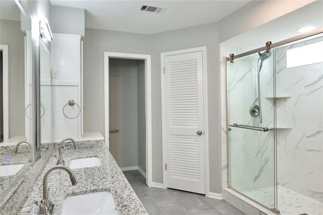 723 Leaflet Ln, House other with 5 bedrooms, 3 bathrooms and 2 parking in Spring TX | Image 30