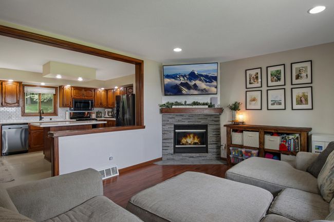 Living Room | Image 4