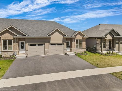 15 Austin Dr, Welland, ON, L3B | Card Image