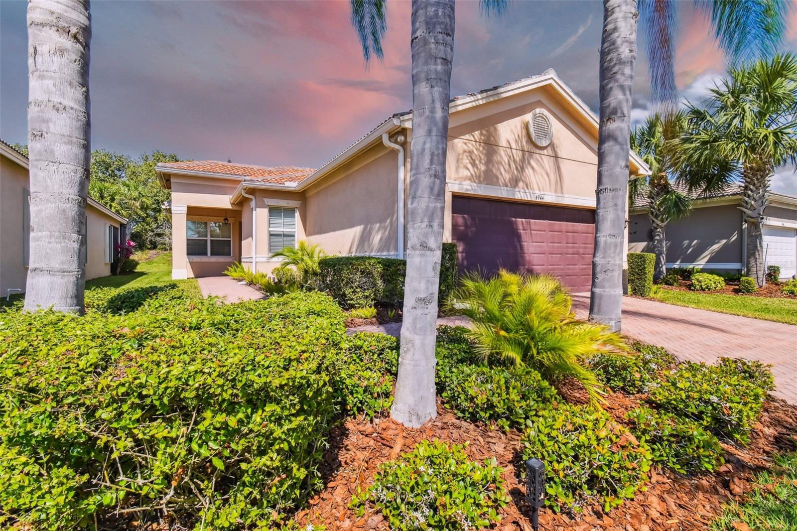 Sandy Glen Way, Wimauma, FL 33598