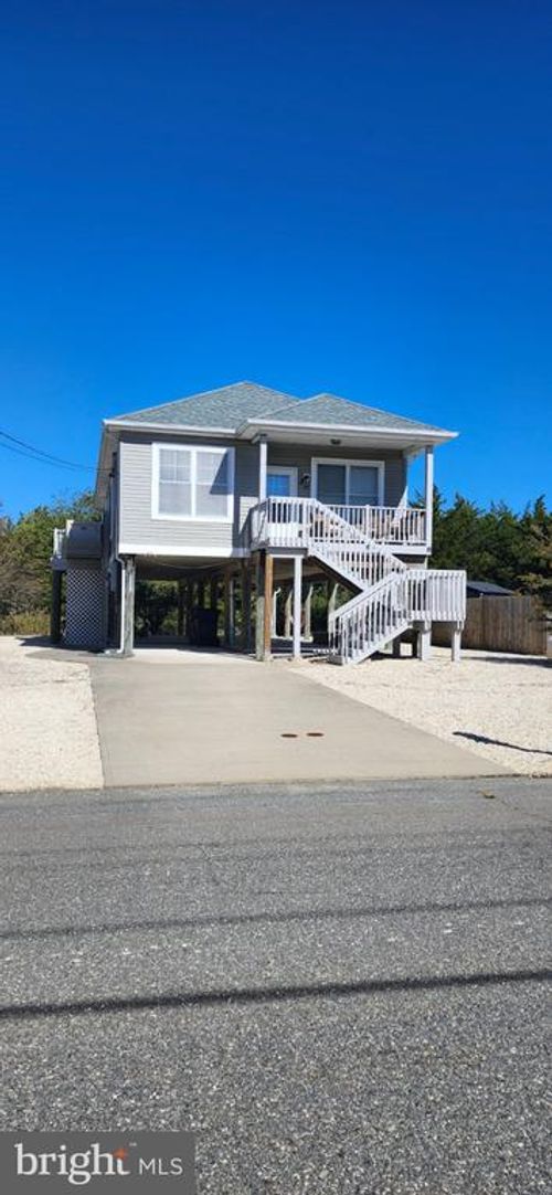 37 Beach Dr, LITTLE EGG HARBOR TWP, NJ, 08087-1001 | Card Image