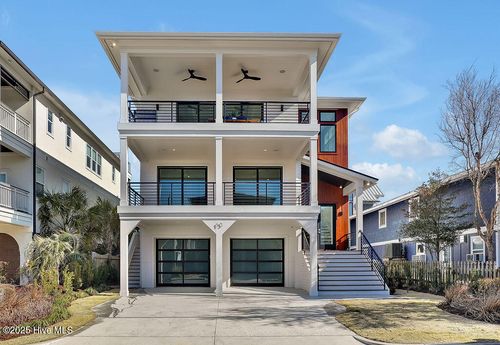 13 Fayetteville St E, Wrightsville Beach, NC, 28480-1886 | Card Image