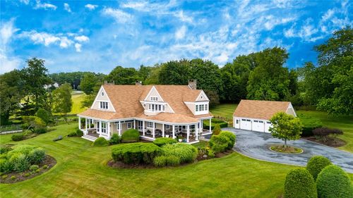 15 Courageous Cir, Bristol, RI, 02809-1007 | Card Image