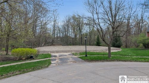 36 White Pine Ct, East Amherst, NY, 14051-2422 | Card Image