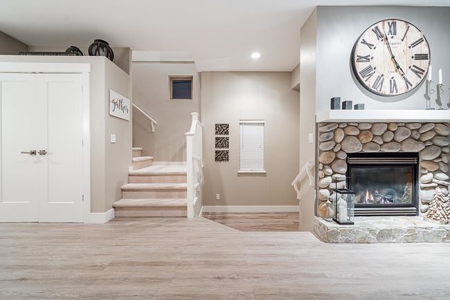 89 Fernway Dr, Home with 4 bedrooms, 3 bathrooms and 3 parking in Port Moody BC | Image 19