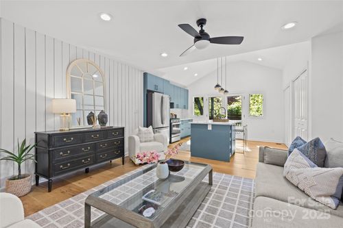 1330 Dean St, Charlotte, NC, 28216-5133 | Card Image