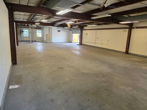 3603 W Bearss Ave, Tampa, FL, 33618-2513 | Card Image