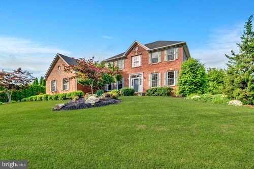 7 Anderson Ln, ROBBINSVILLE, NJ, 08691-3058 | Card Image