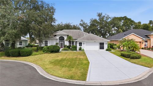 5127 Aurora Dr, LEESBURG, FL, 34748-9126 | Card Image