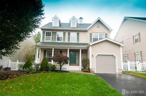 38 Stanford Dr, KENDALL PARK, NJ, 08824-1915 | Card Image