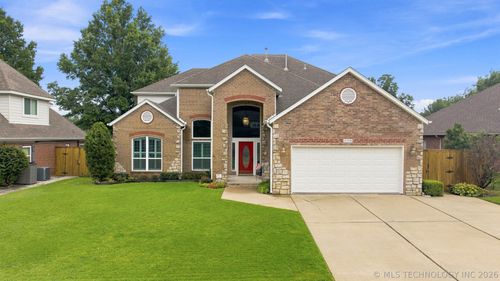 3705 W Urbana St, Broken Arrow, OK, 74012-6150 | Card Image