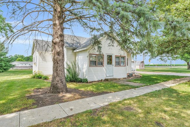 313 E Oliver St, House other with 1 bedrooms, 1 bathrooms and 2 parking in Mansfield IL | Image 4
