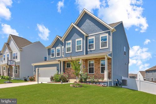38 Feldberg Dr, CHARLES TOWN, WV, 25414-6059 | Card Image