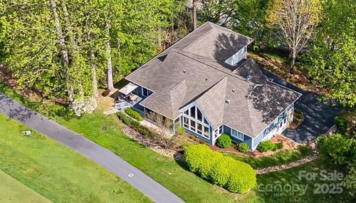 118 Broadmoor Dr, Flat Rock, NC, 28731-9570 | Card Image