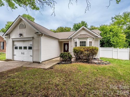 4821 Renfrew Dr, Concord, NC, 28027-8745 | Card Image