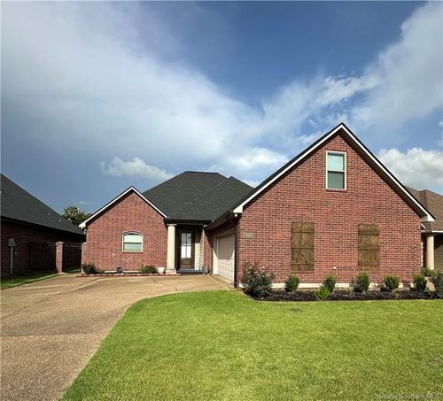 1016 Jacques Dr, Sulphur, LA, 70663-3947 | Card Image