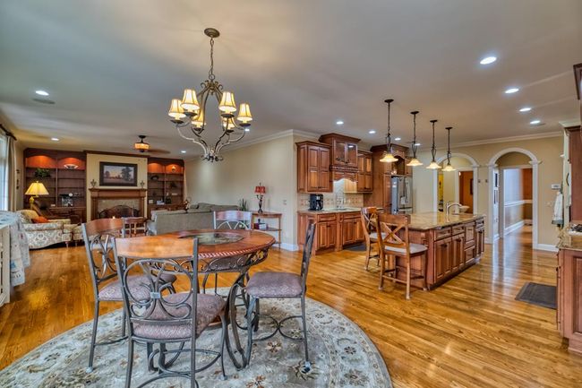122 Fairway Acres Dr, Home with 7 bedrooms, 5 bathrooms and 3 parking in Dunmor KY | Image 33