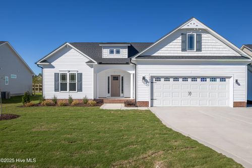 105 Sunny Acres Lane, Clinton, NC, 28328 | Card Image