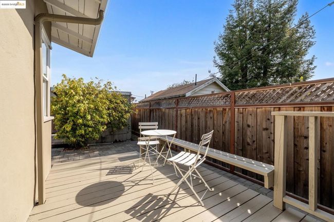 1040 Camelia St, House other with 2 bedrooms, 1 bathrooms and null parking in Berkeley CA | Image 33