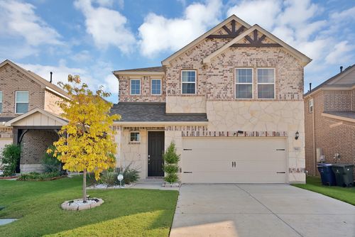 762 Creekwater Ln, Garland, TX, 75043-3139 | Card Image