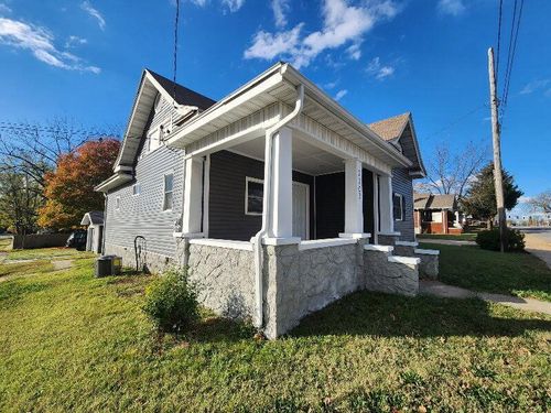 2203 N National Ave, Springfield, MO, 65803-4132 | Card Image
