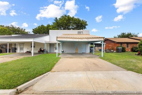 1719 Knox Rd, Ardmore, OK, 73401-1037 | Card Image