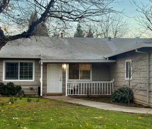 5530 Kenneth Ave, Carmichael, CA, 95608-4721 | Card Image