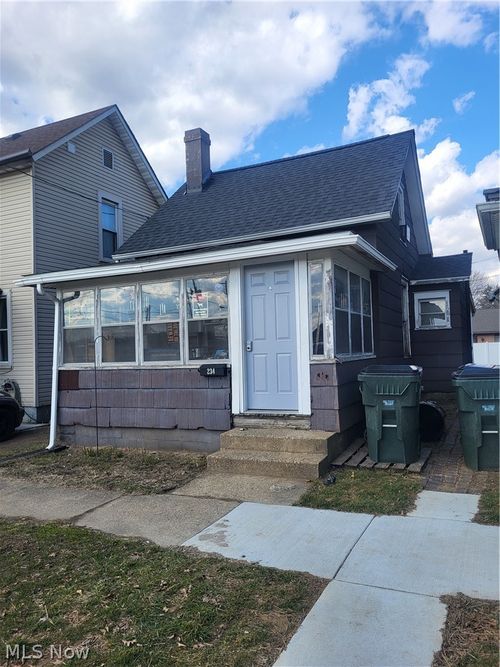 234 Locust St, Coshocton, OH, 43812-1165 | Card Image