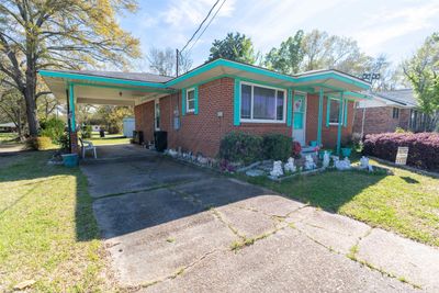 607 E Main Street, House other with 2 bedrooms, 1 bathrooms and null parking in Oak Grove LA | Image 1