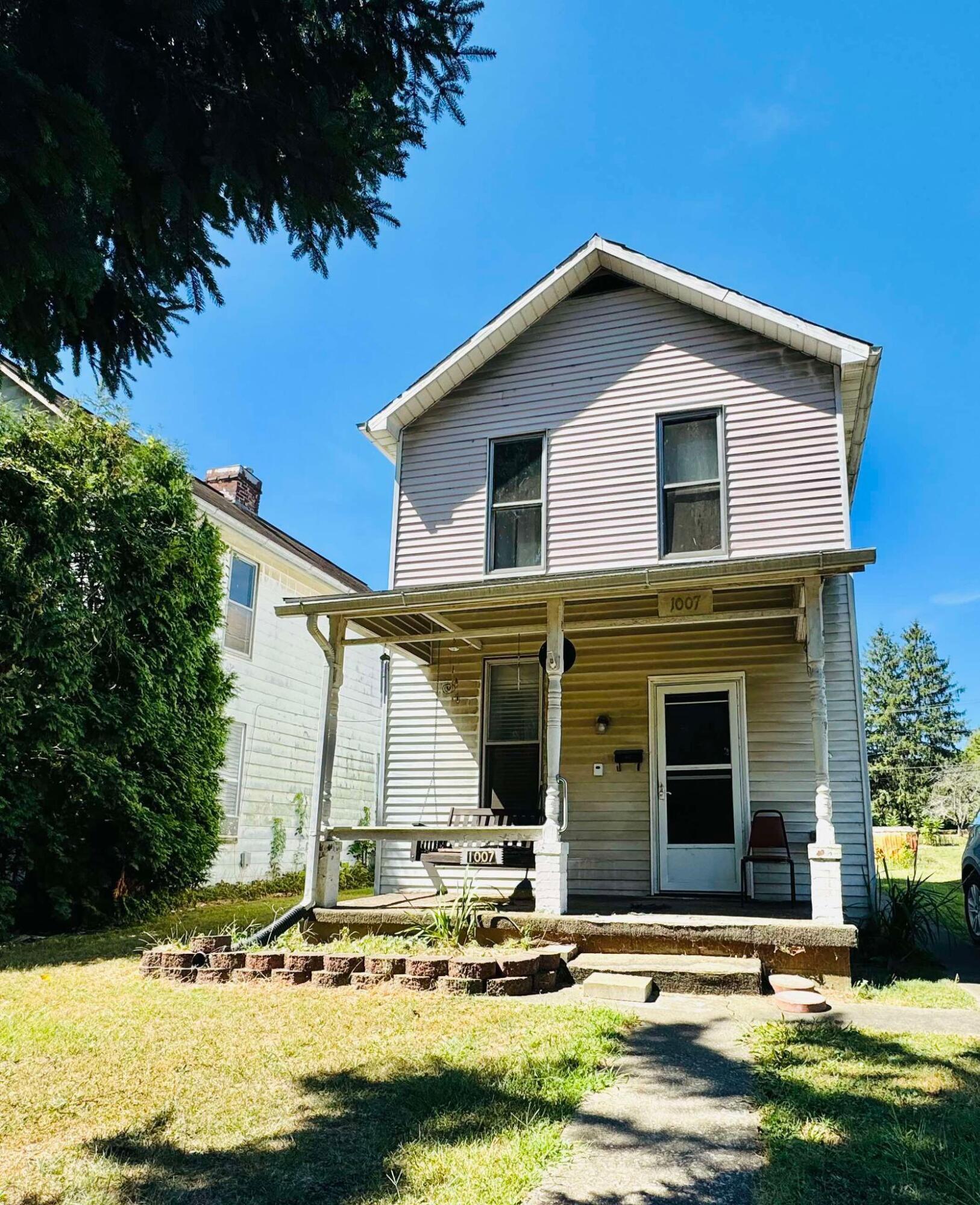Muskingum Ave, Zanesville, OH 43701